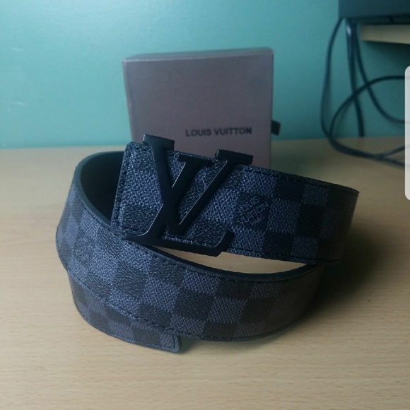 Black Louis Vuitton belt - Picture 4 of 4